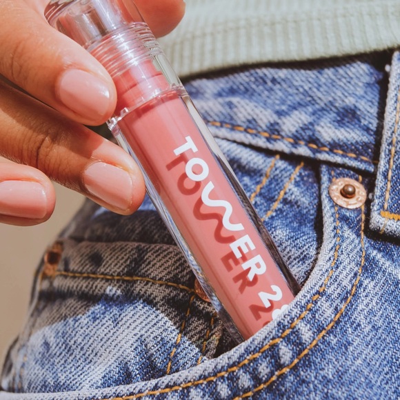 ❤️3/$10 Tower 28 ShineOn Lip Jelly sample - Picture 1 of 3